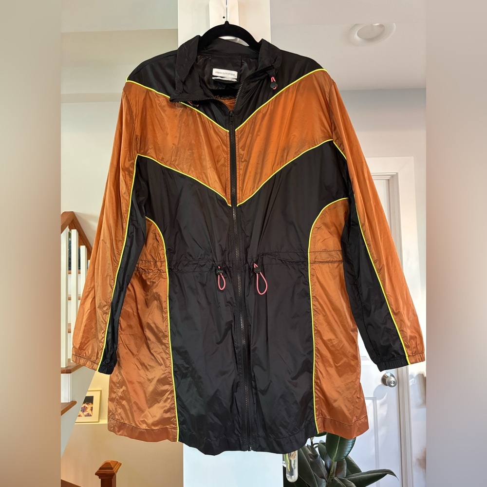 NWOT Urban Outfitters - Multicolored light rain jacket - Size L